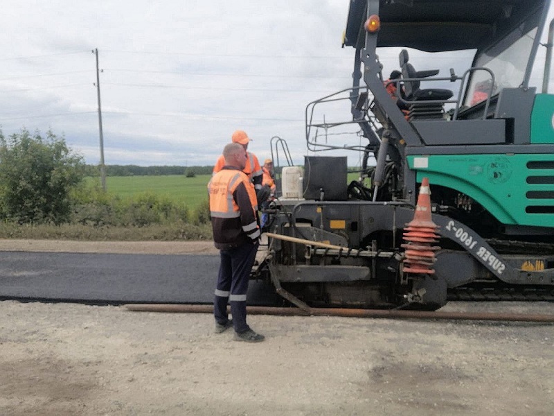 В Кировской области уже выполнено 57% дорожных работ.