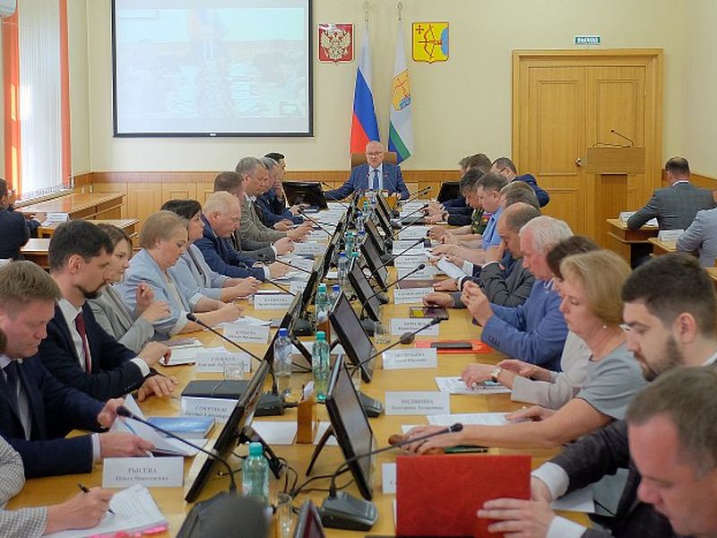 В Кировской области увеличено число бюджетных мест в колледжи и техникумы.