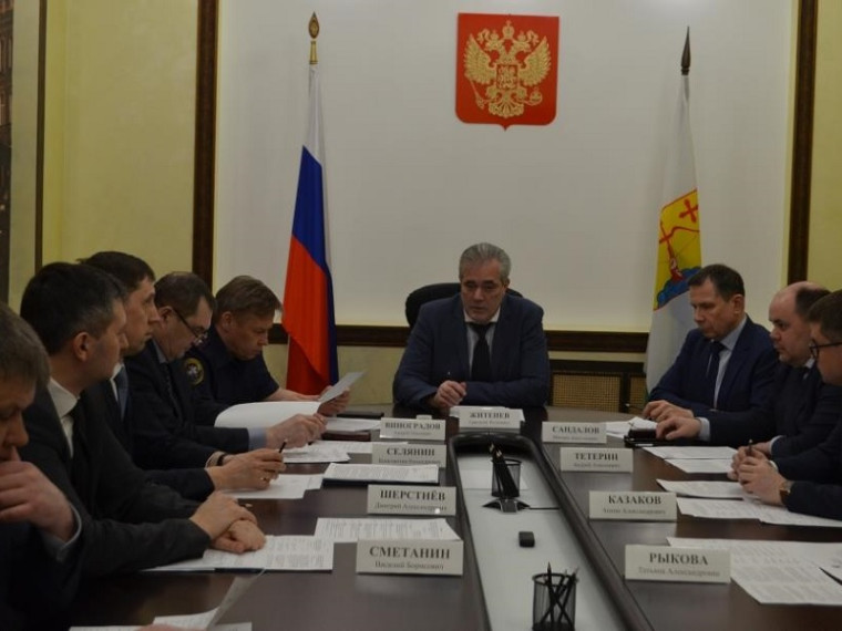 Кировская область занимает 3 место в России по налоговым поступлениям от лесной отрасли. Кировская область занимает 3 место в России по налоговым поступлениям от лесной отрасли.